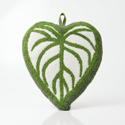 Leaf-Shaped Hanging Hand Towels – Soft & Super-Absorbent Coral Fleece