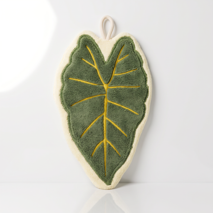 Leaf-Shaped Hanging Hand Towels – Soft & Super-Absorbent Coral Fleece