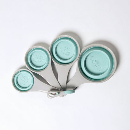 Casasunco 4-Piece Collapsible Silicone Measuring Cup Set - Grey