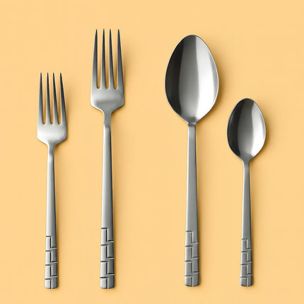 Complete 24-Piece Dinnerware Set - Shiny