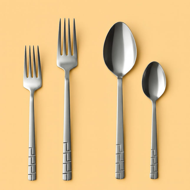 Complete 24-Piece Dinnerware Set - Shiny